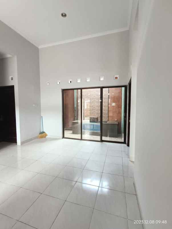 rumah siap huni di kalasan desain modern