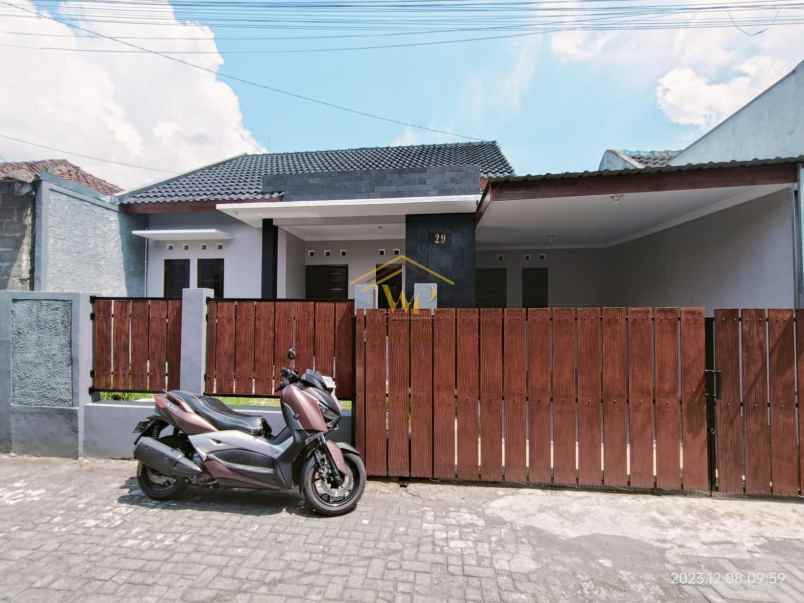 rumah siap huni di kalasan desain modern