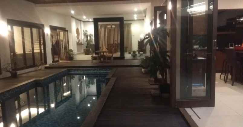 rumah siap huni kemang timur