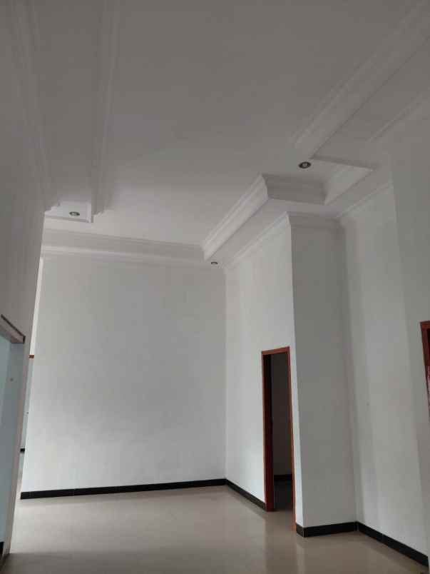 rumah siap huni lokasi di buring kota malang