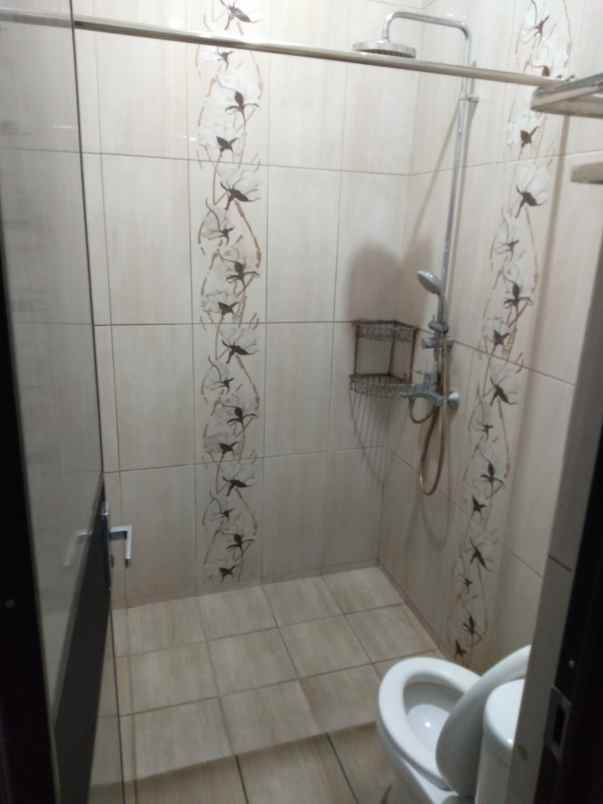 rumah siap huni strategis dekat pasteur setra duta