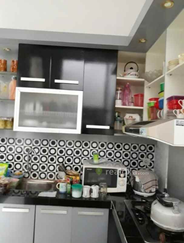 rumah srondol banyumanik semarang