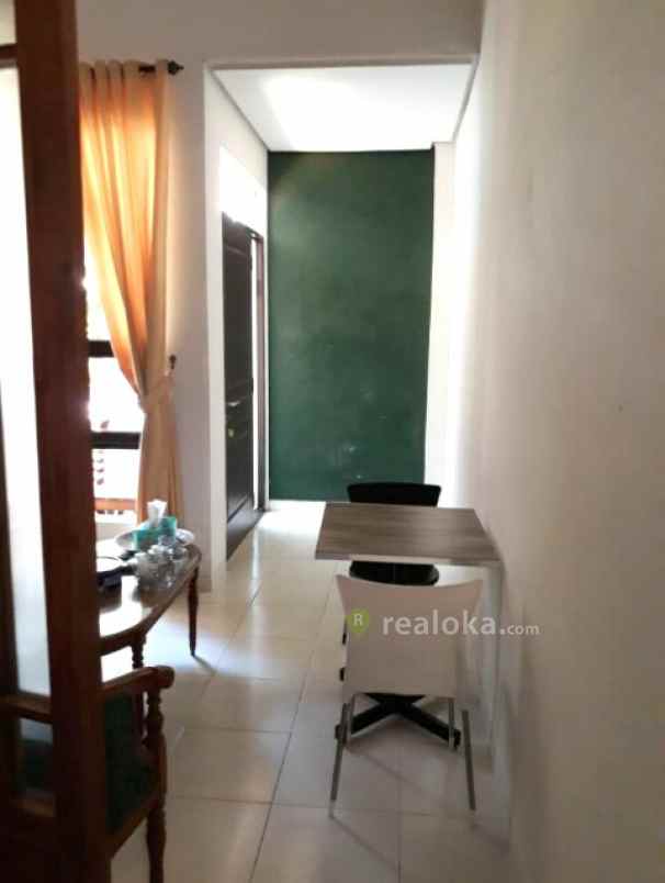 rumah srondol banyumanik semarang