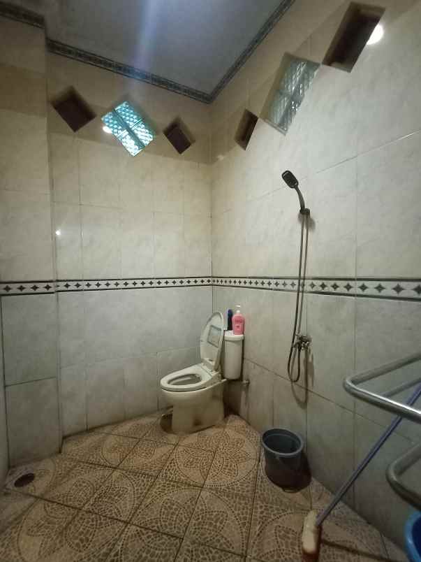 rumah taman alamanda karang