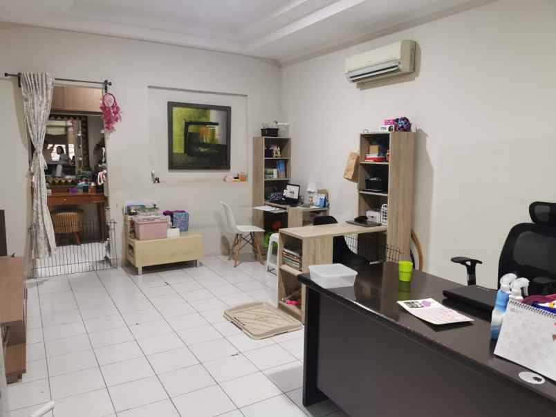 rumah villa gading indah kelapa