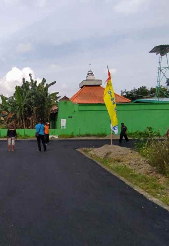 rumah waru baki sukoharjo