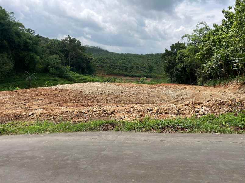 tanah 1685m siap bangun dekat pasar mojogedang