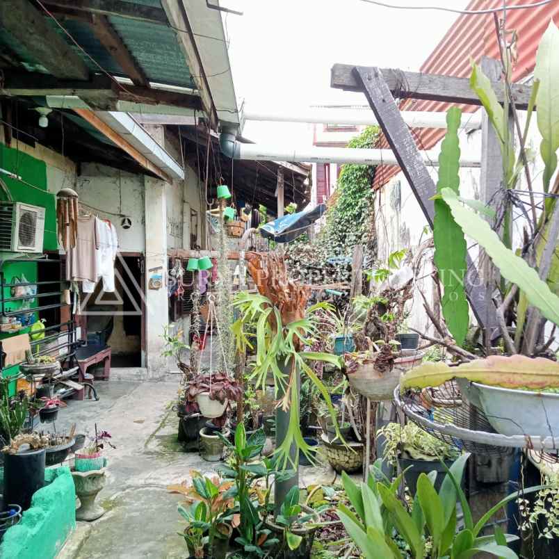 tanah dan bangunan jalan bromo medan denai