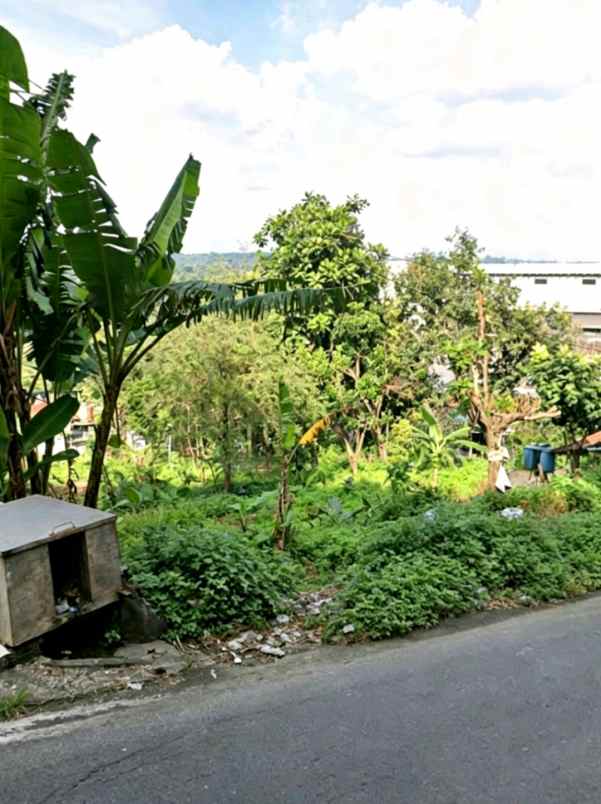 tanah depan kampus unika semarang