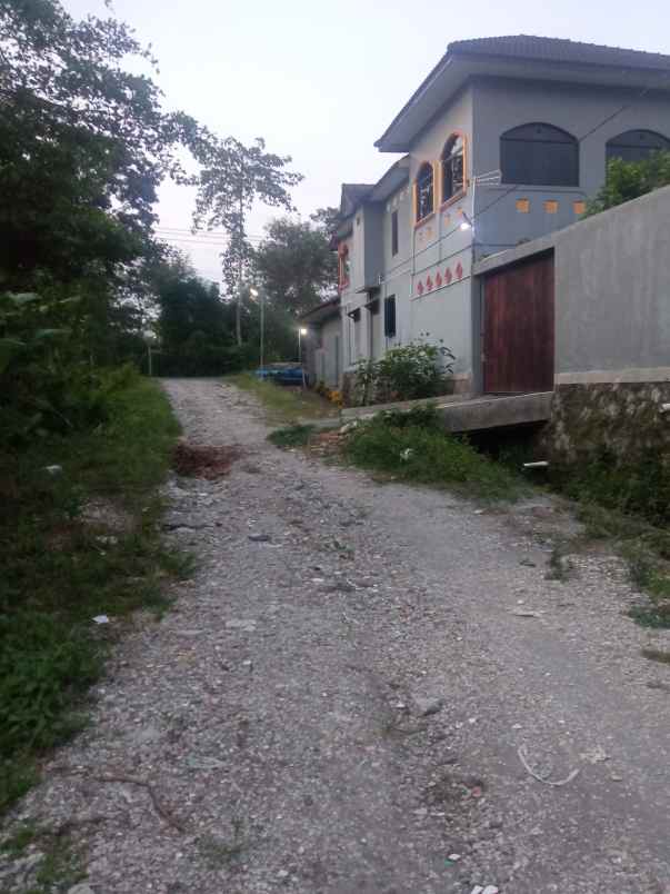 tanah dijual shm bonus rumah limasan