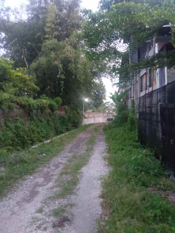 tanah dijual shm bonus rumah limasan