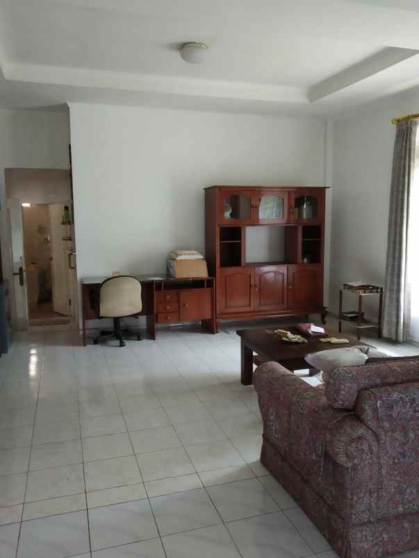 townhouse kemang timur 4 unit lt 1600 m lb 1500 m 30 m