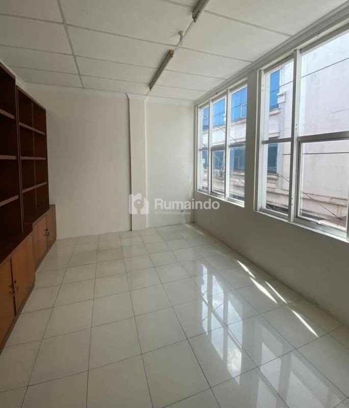 ual ruko permata boulevard 2 5 lantai 183m2