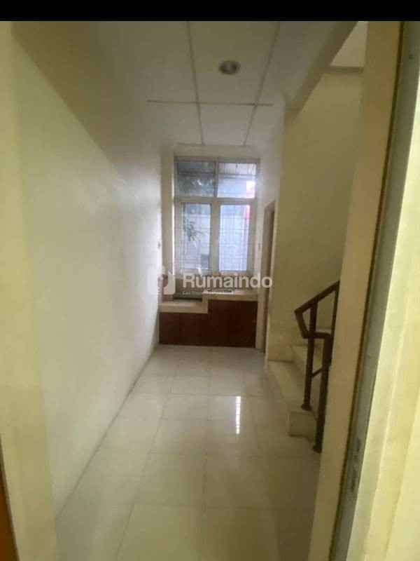 ual ruko permata boulevard 2 5 lantai 183m2