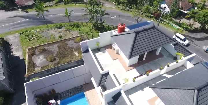 villa jl kaliurang km 24