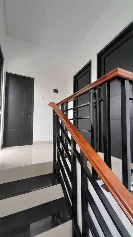 3 juta dapat rumah 2 lantai di serpong bsd