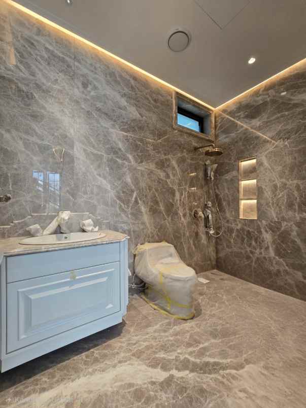 brand new luxury house siap huni di kebayoran baru