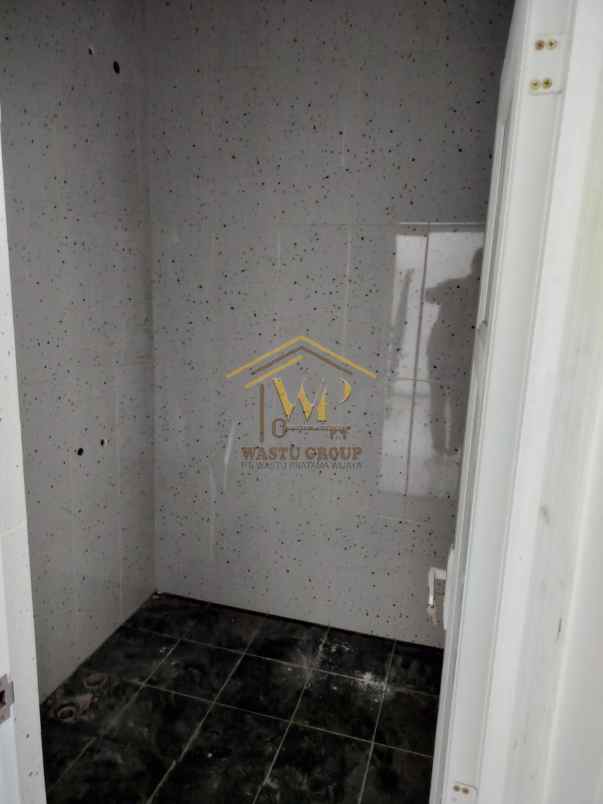 desain unik rumah mezzanine strategis di sleman