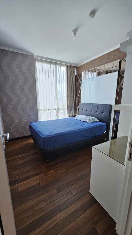 dijual apartemen ciputra world viavue