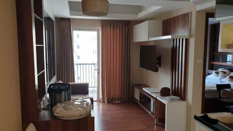 dijual apartemen jl letjen mt haryono