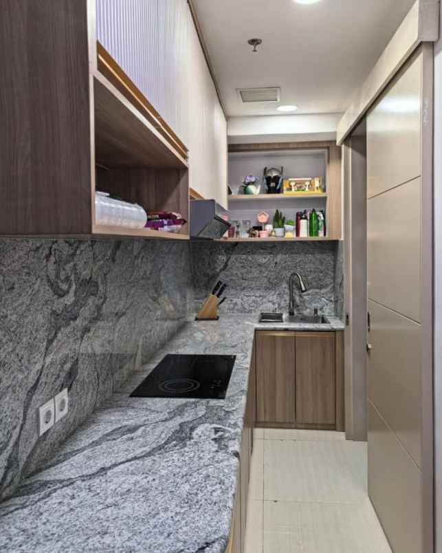 dijual apartemen pakuwon indah
