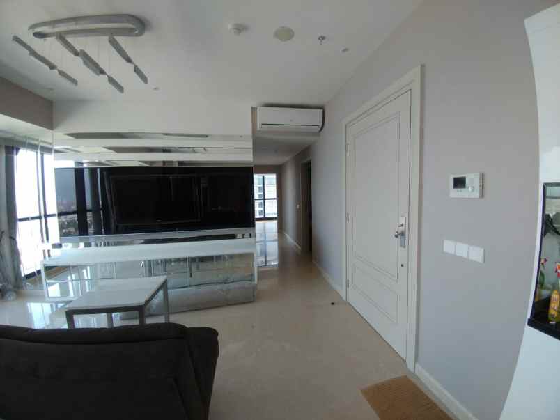 dijual apartemen tunjungan plaza