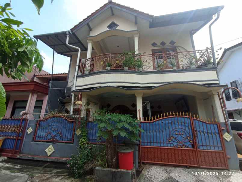 dijual cepat rumah 2 lantai di cilodong depok
