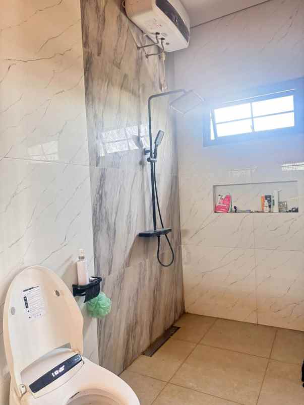 dijual cepat rumah di sendangmulyo tembalang semarang