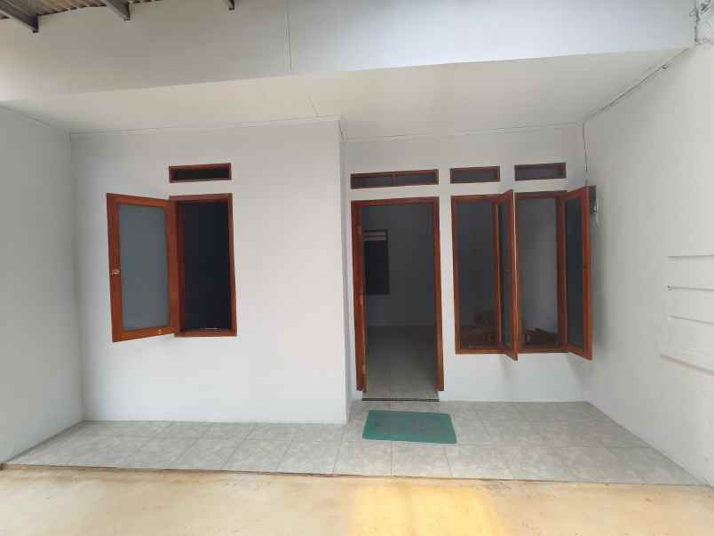 dijual cepat rumah siap huni