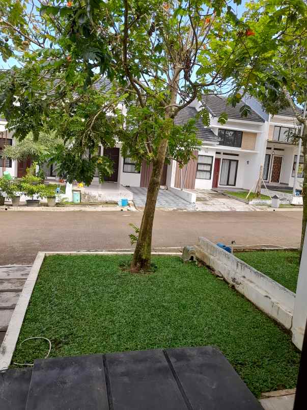 dijual cepat rumah tinggal lingkungan asri