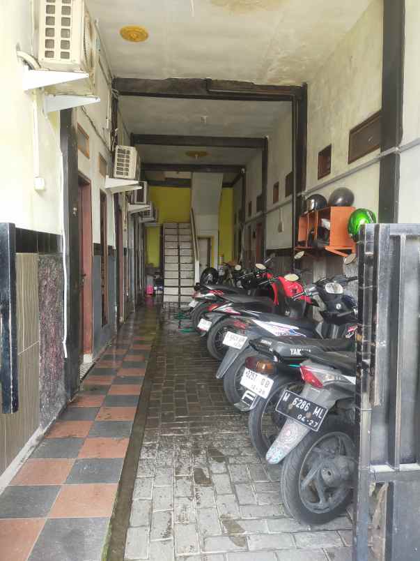 dijual kost ketintang