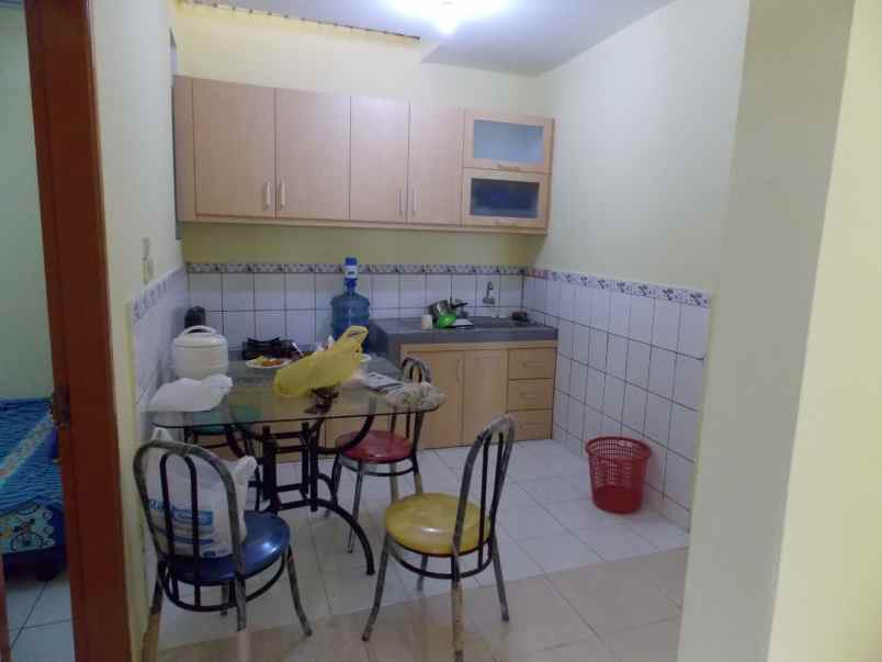 dijual ngebut rumah selangkah ke borma permata cimahi