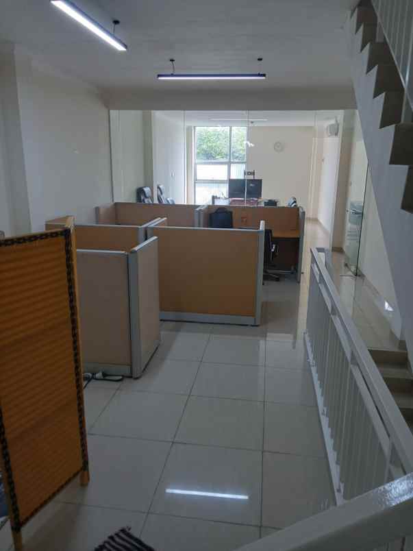 dijual ruko 3 lantai di daerah cinere
