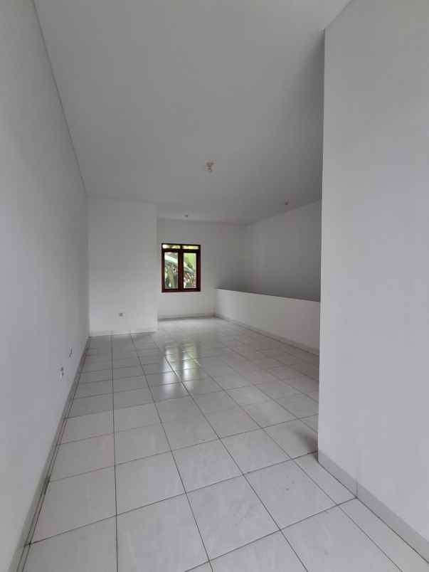 dijual ruko gudang kantor antapani