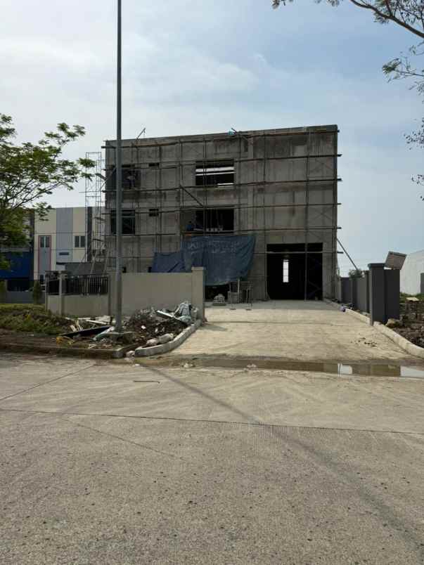 dijual ruko gudang kantor delta silicon lippo cikarang