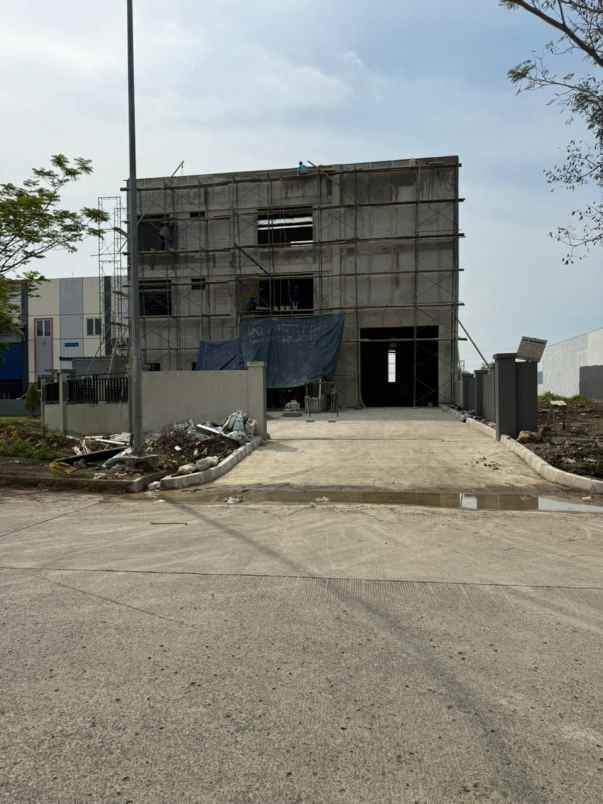 dijual ruko gudang kantor delta silicon lippo cikarang
