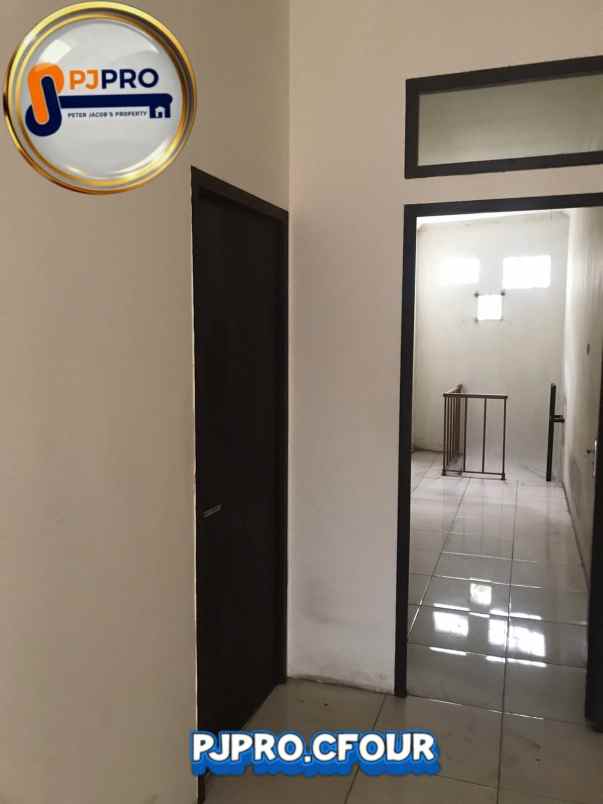 dijual ruko gudang kantor jalan raya bekasi cakung barat