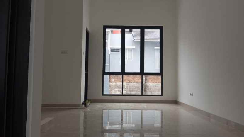 dijual ruko gudang kantor jalan raya villa bandung indah