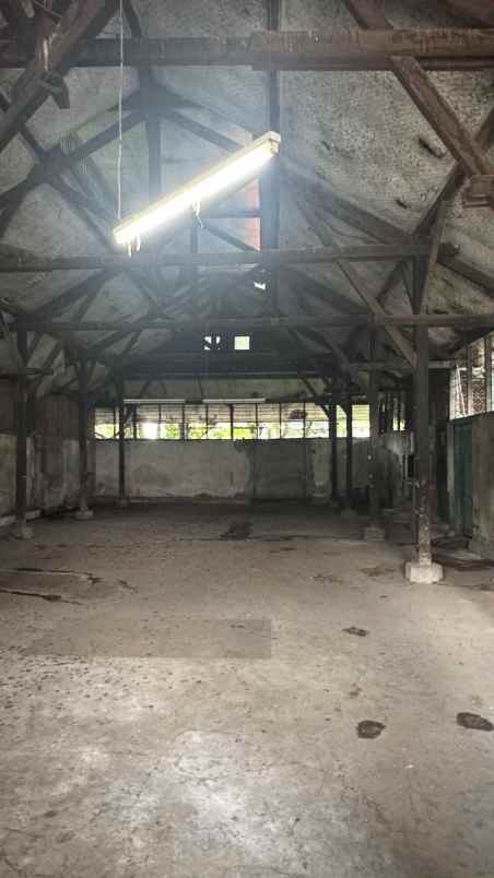 dijual ruko gudang kantor kertopaten