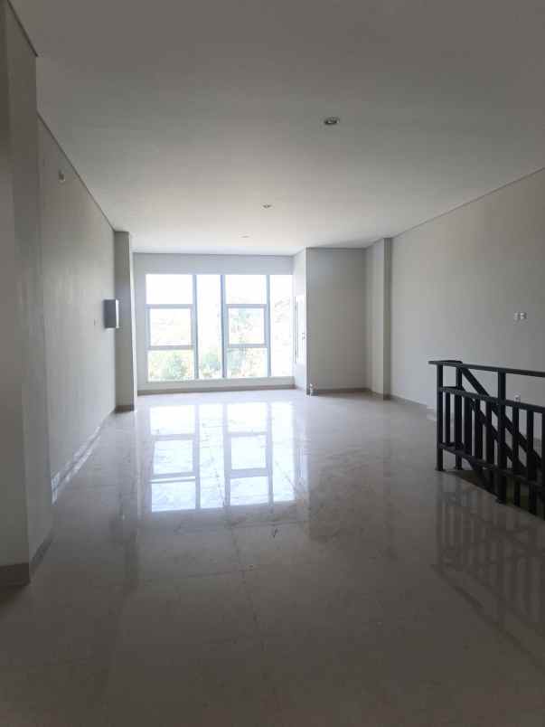 dijual ruko gudang kantor poj city