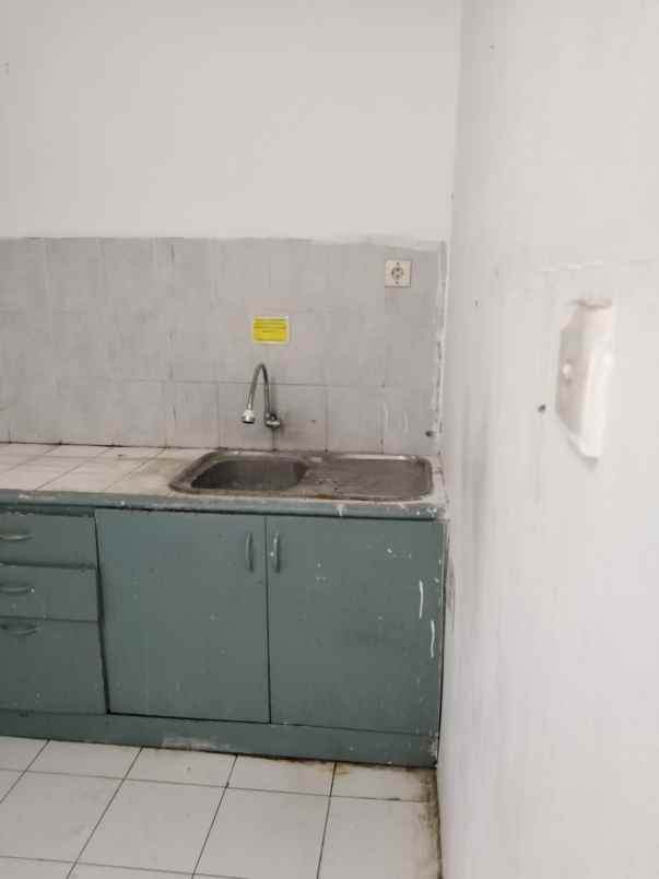 dijual ruko gudang kantor raya darmo indah