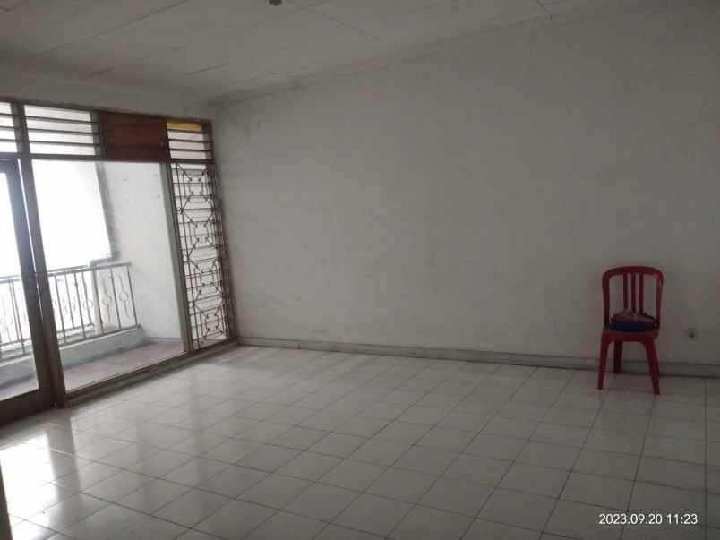 dijual ruko gudang kantor raya darmo indah