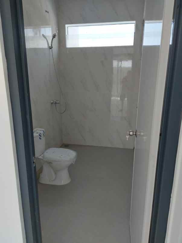 dijual ruko gudang kantor sarelit urara surabaya