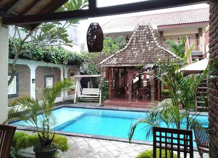 dijual ruko gudang kantor sariharjo kec ngaglik