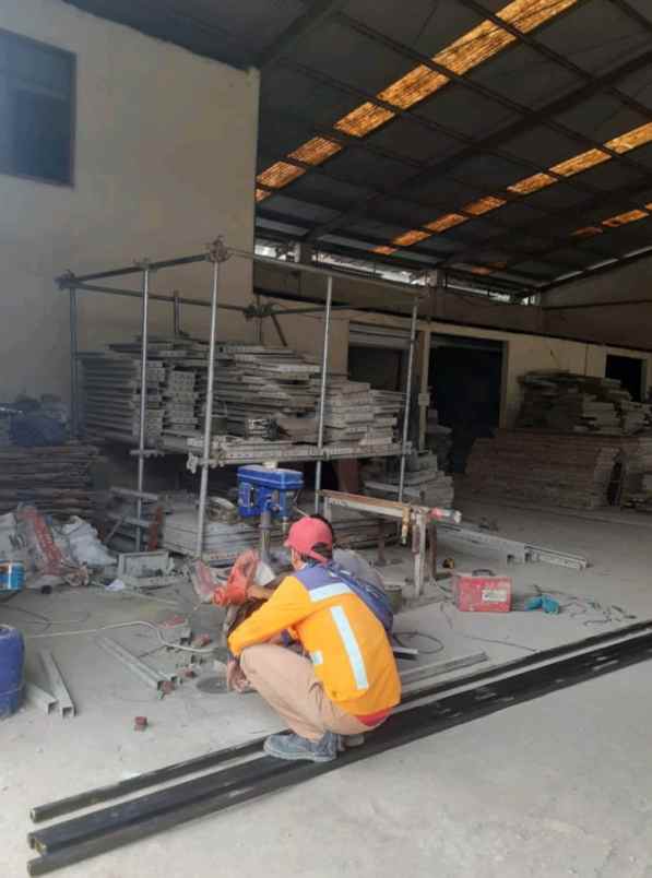 dijual ruko gudang kantor sawangan