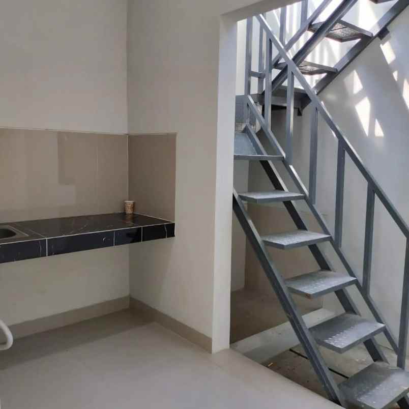 dijual rumah 1 km ke candi prambanan