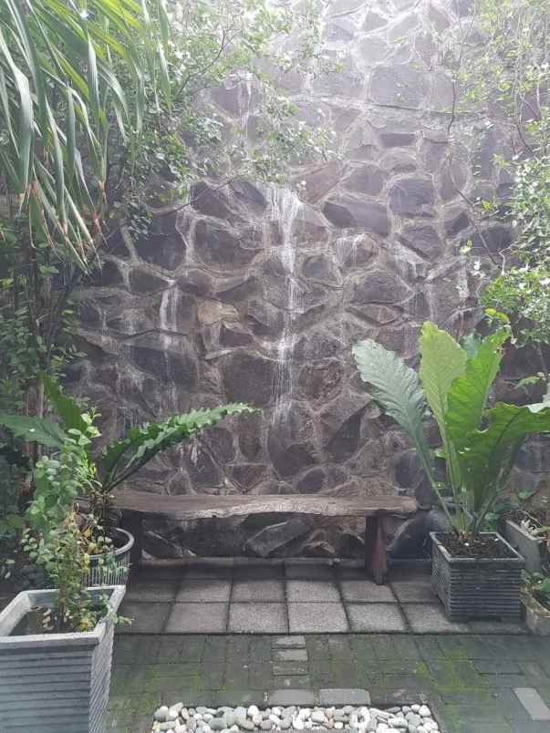 dijual rumah alam galaxy