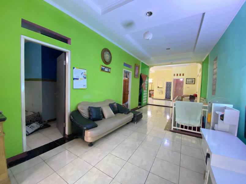 dijual rumah alamat jln pondok kacang