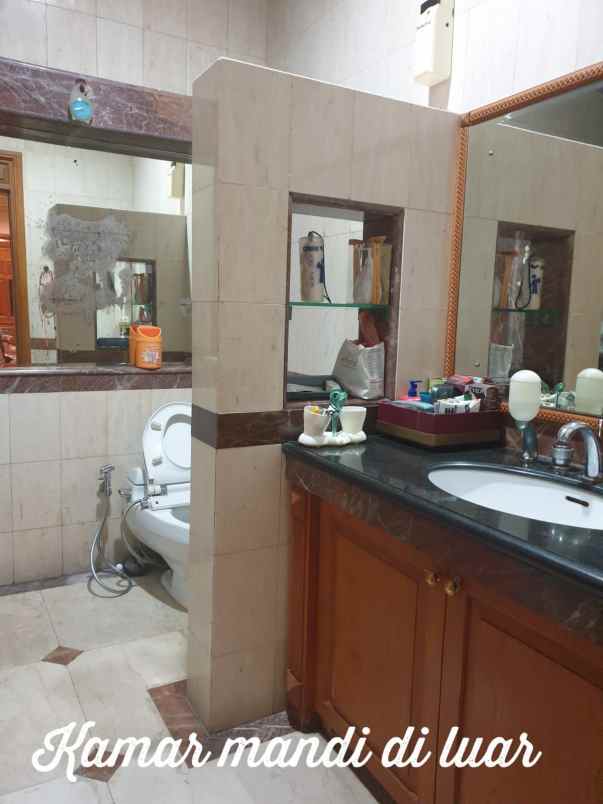 dijual rumah araya galaxy bumi permai