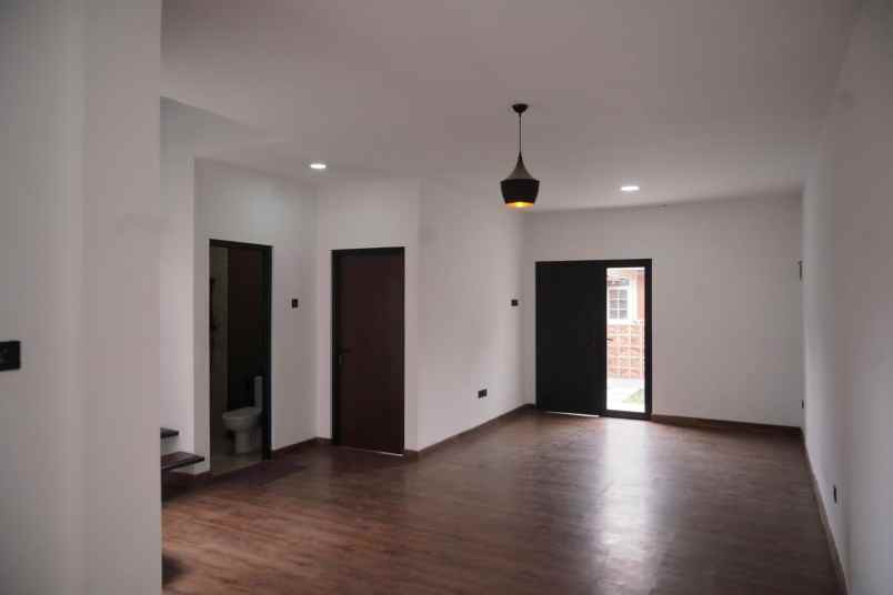 dijual rumah arcamanik endah jl ice